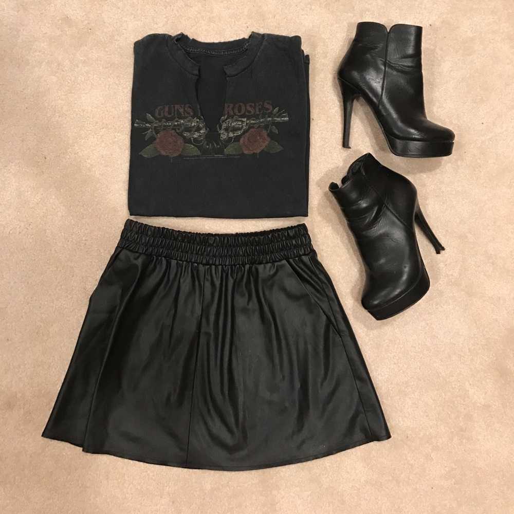 BCBG Black Vegan Leather Mini Skirt - XS